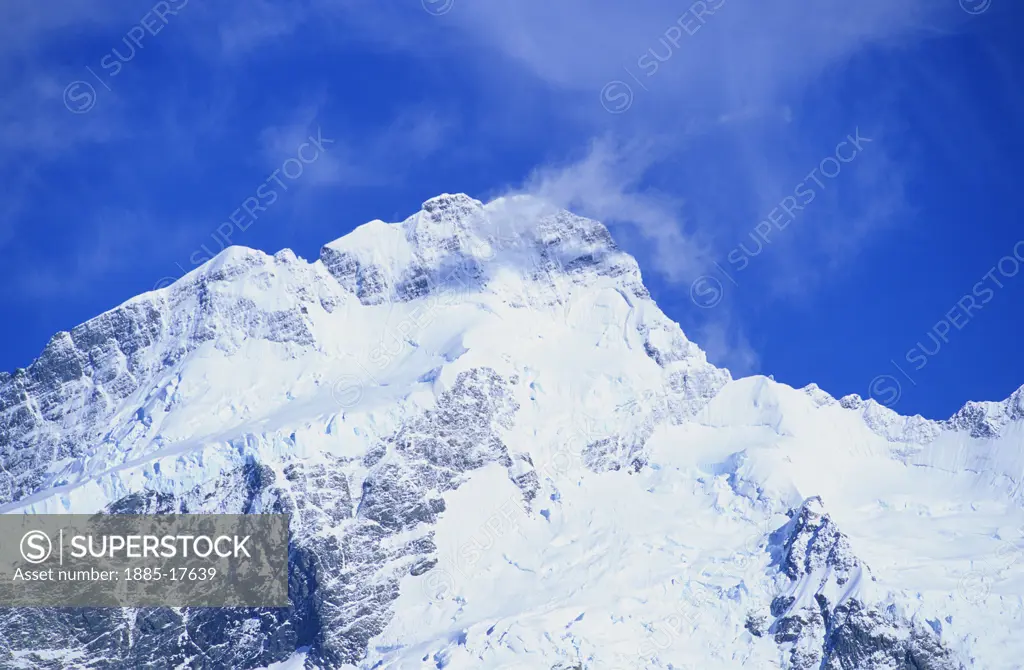 New Zealand, South Island, Aoraki National Park, Snow capped mountain peak