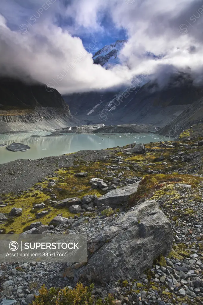 New Zealand, South Island, Mount Cook National Park, Glacial lake