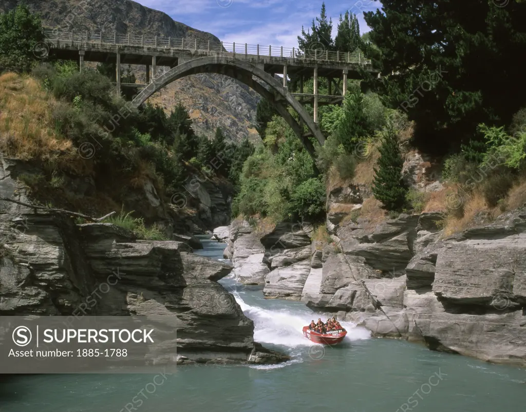 New Zealand, South Island, Queenstown, Jet boating on the Shotover River