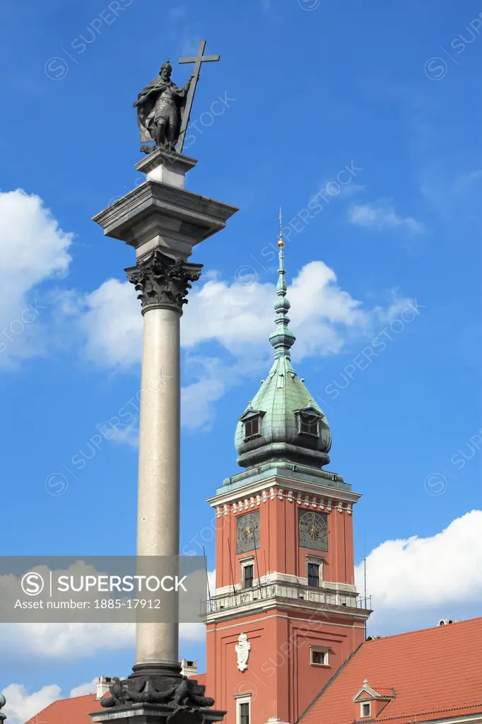 Poland, , Warsaw, Royal Castle and Zygmunt Column in the Old Town