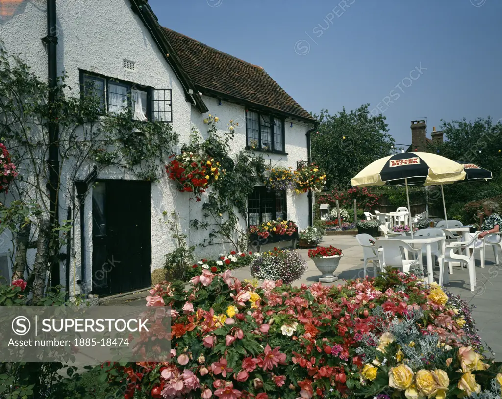 UK - England, Surrey, Ockley, The Cricketers Arms pub