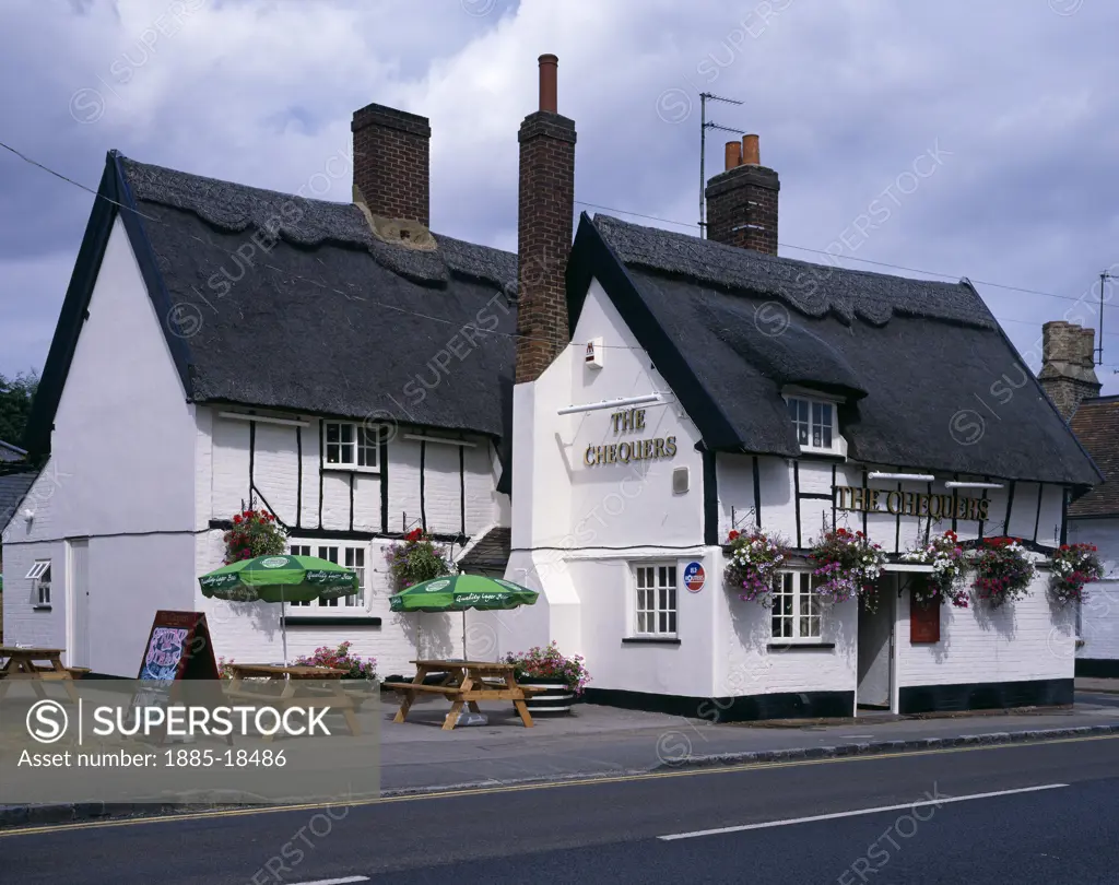 UK - England, Bedfordshire, Westoning, The Chequers pub