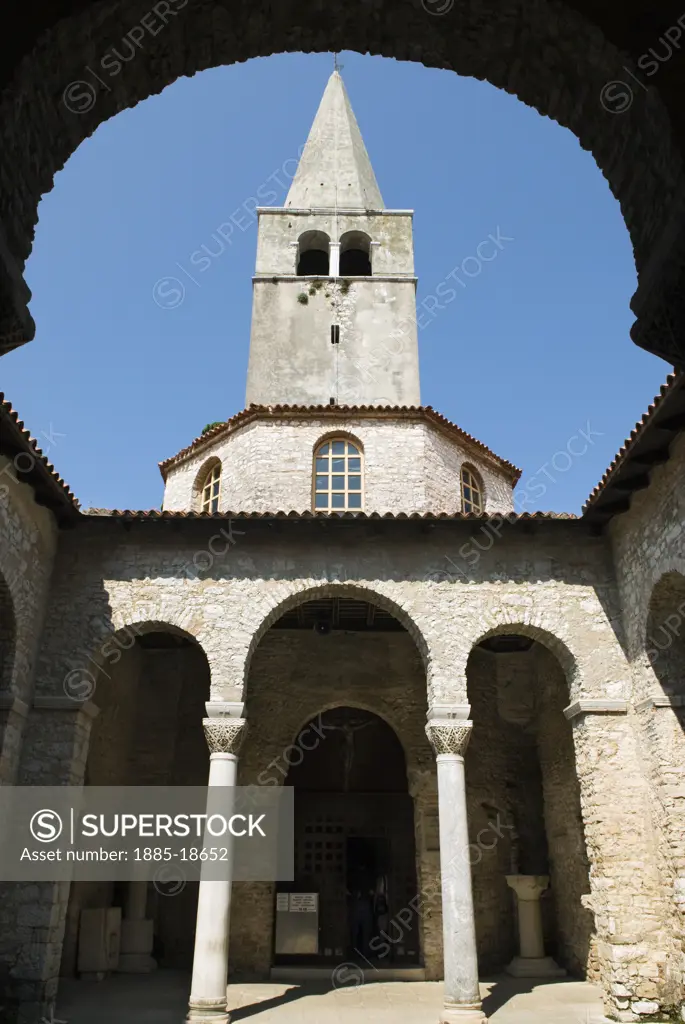 Croatia, Istria, Porec, Basilica of Euphrasius - courtyard with Baptistry and campanile