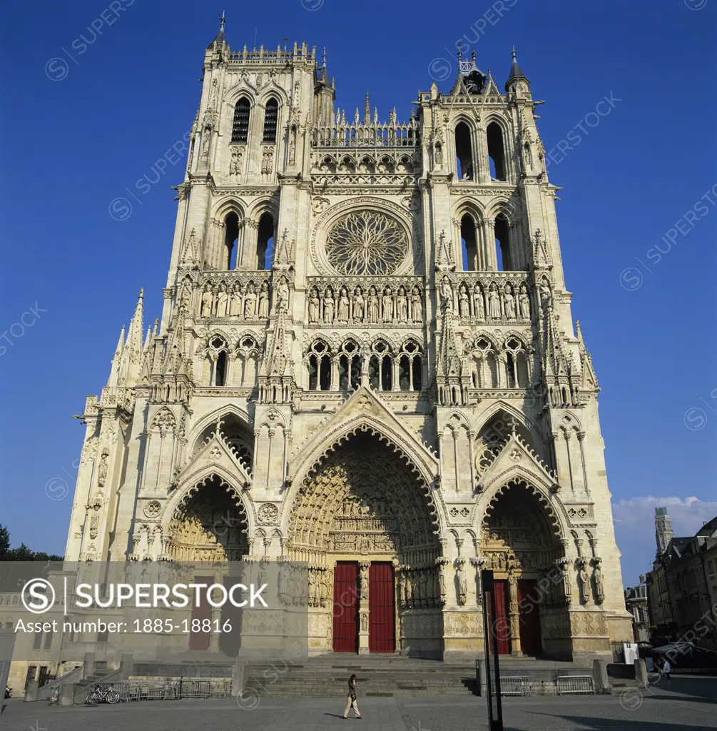 France, Picardy, Amiens, Notre Dame Cathedral