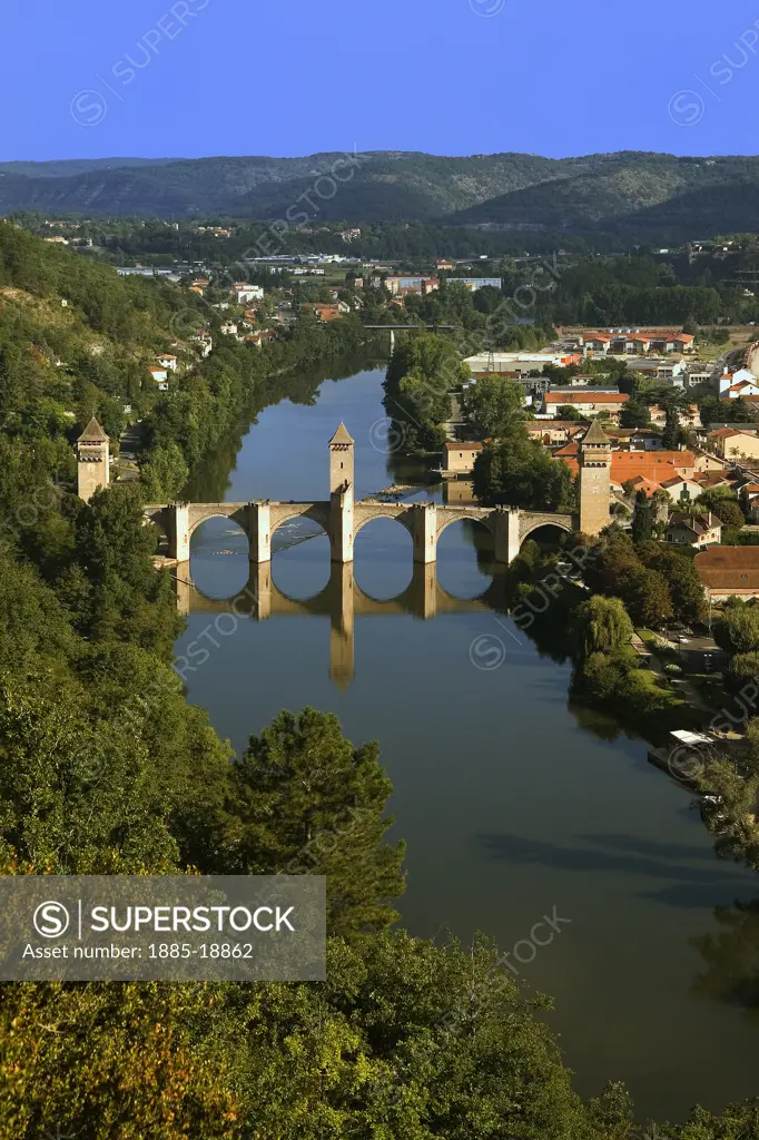 France, Midi - Pyrenees, Cahors, View of Pont Valentre over River Lot 