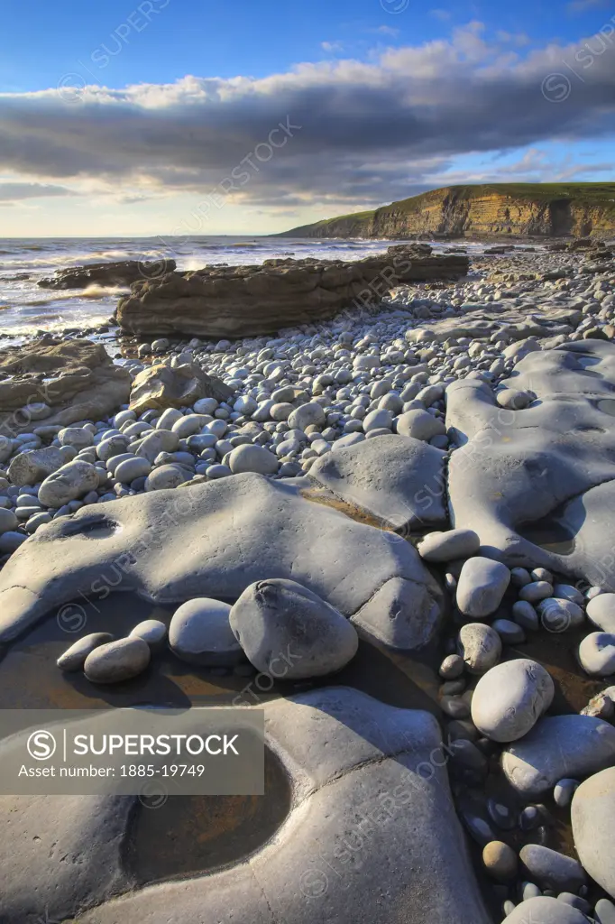 UK - Wales, Brecon Beacons, Southerndown, The beach at Dunraven Bay