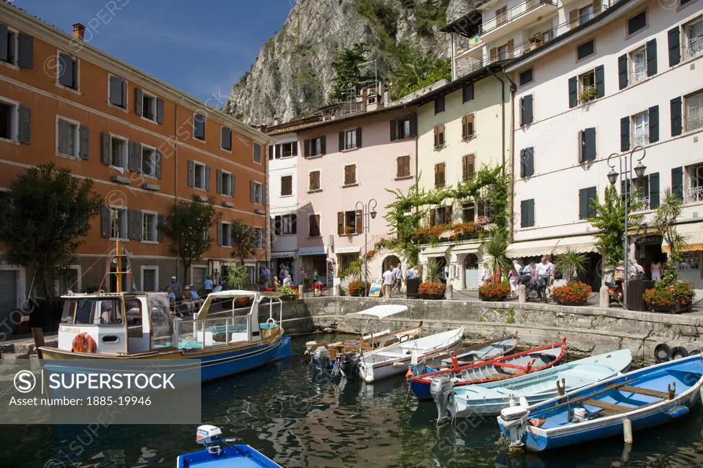 Italy, Lombardy - Lake Garda, Limone sul Garda, The harbour