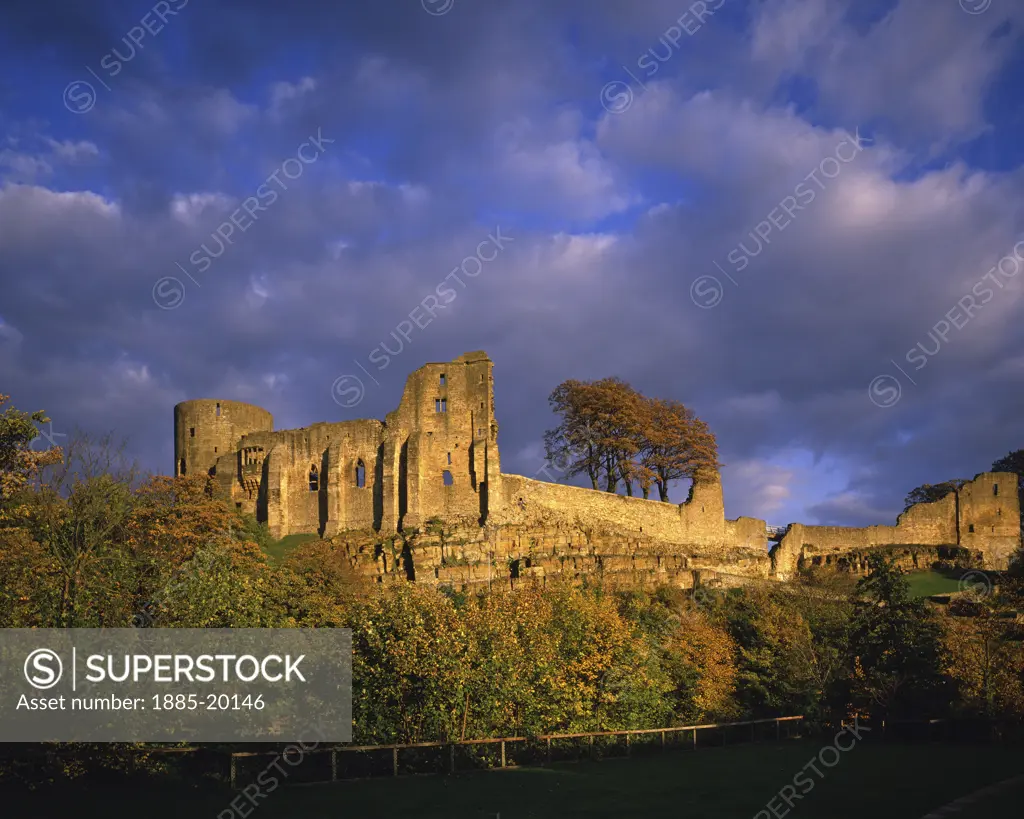UK - England, County Durham, Barnard Castle, Castles - Bernards Castle in autumn