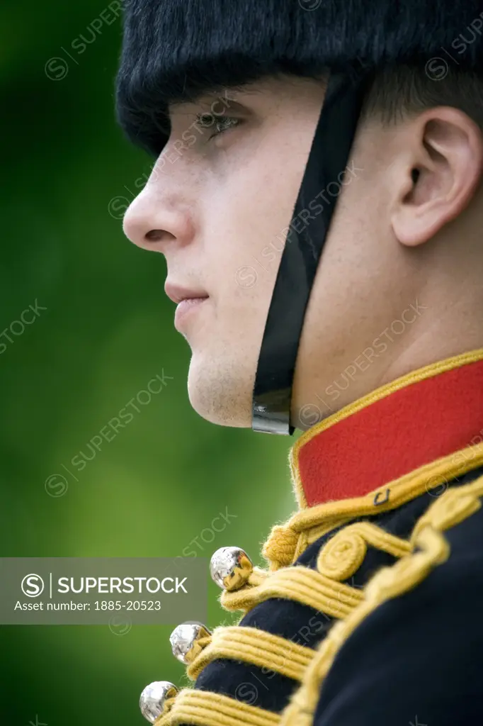 UK - England, , London, A soldier of the Kings Troop Royal Horse Artillery Guard