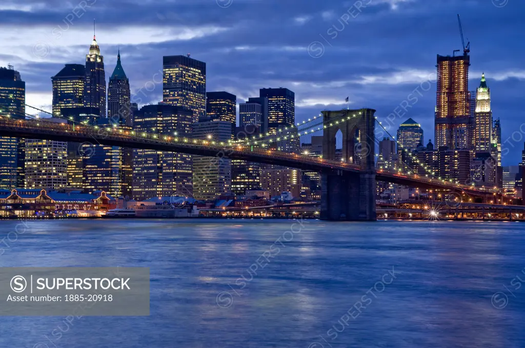 USA, New York State, New York , Brooklyn Bridge at dusk