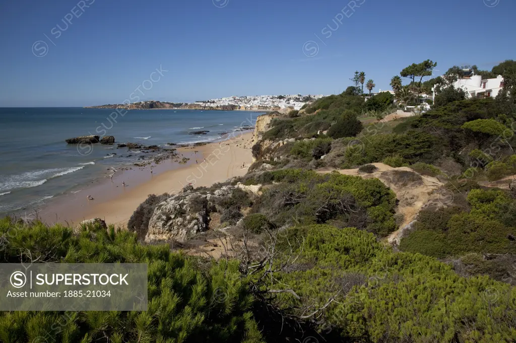 Portugal, Algarve, Albufeira, View over beach and town