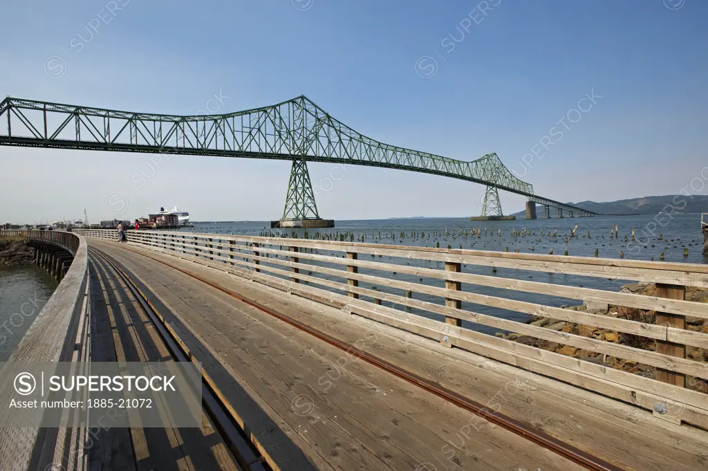 USA, Oregon, Astoria, The Astoria Megler Bridge