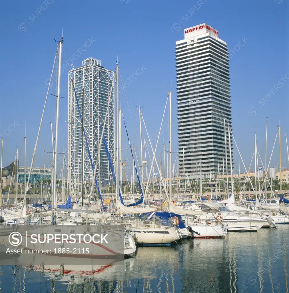 Spain, Catalunya, Barcelona, Port Olympic - Harbour Scene