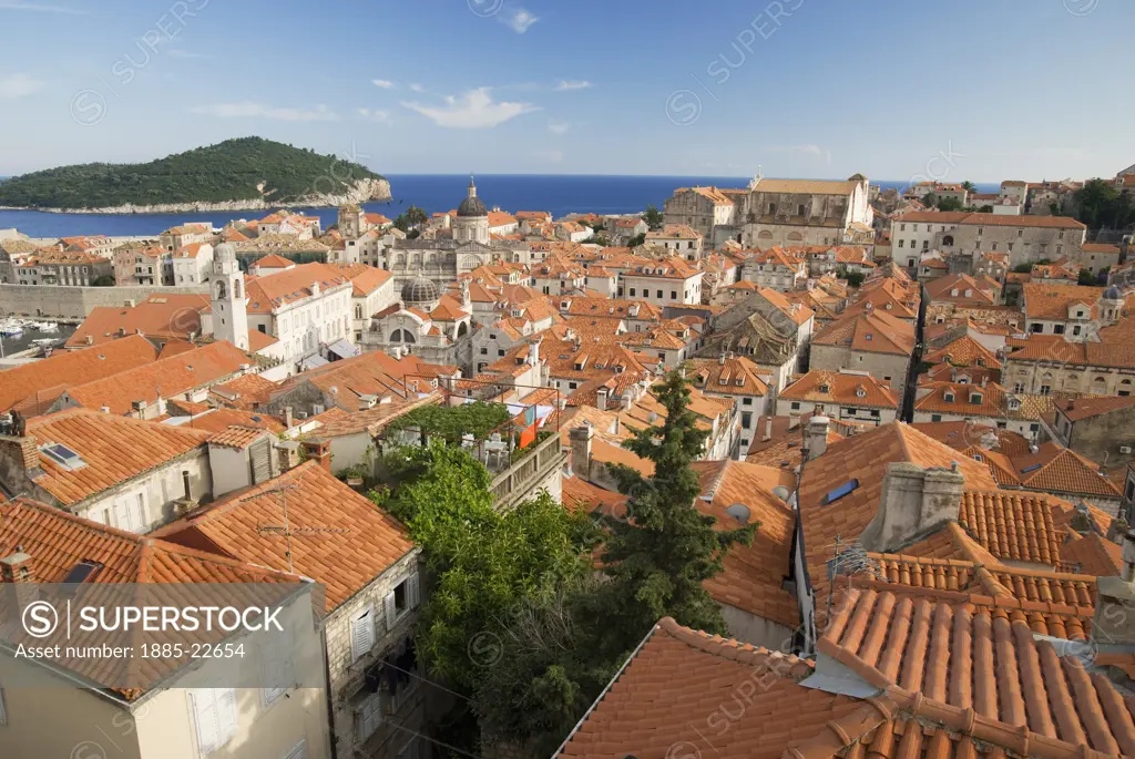 Croatia, Dubrovnik, Dubrovnik, A view over the terracotta rooftops of Dubrovnik