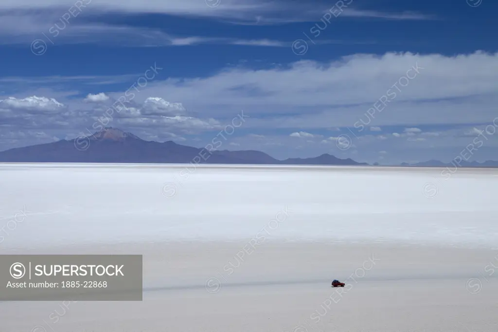 Bolivia, A lone vehicle on the salar de uyuni