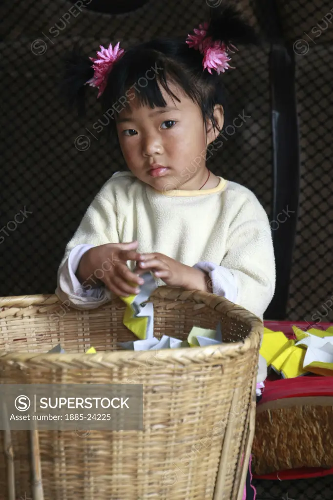 China, Dali - near, Young girl on Jinsuo Island