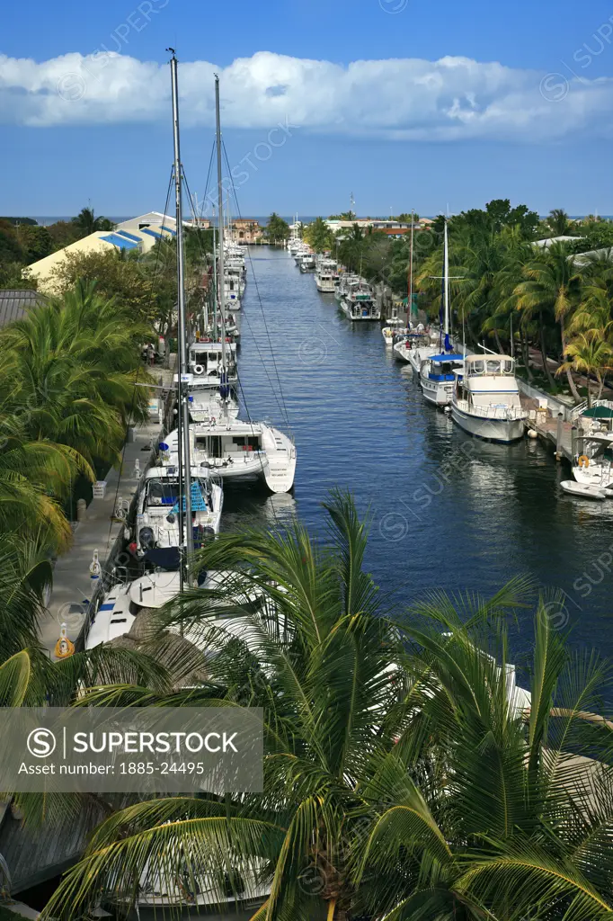 USA, Florida, Key Largo, View over boat lined canal