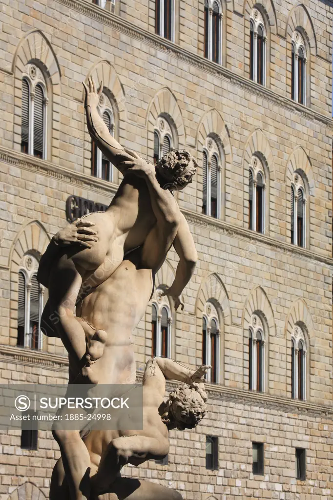 Italy, Tuscany, Florence, Rape of the Sabine Women statue in Piazza della Signoria