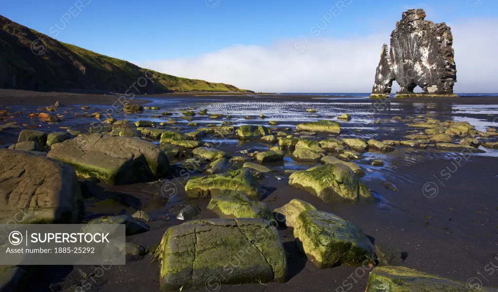 Iceland, Vatnsnes Peninsula, Hvitserkur sea stack