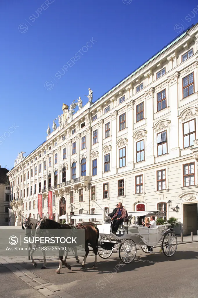 Austria, Vienna, Fiaker - horse and carriage