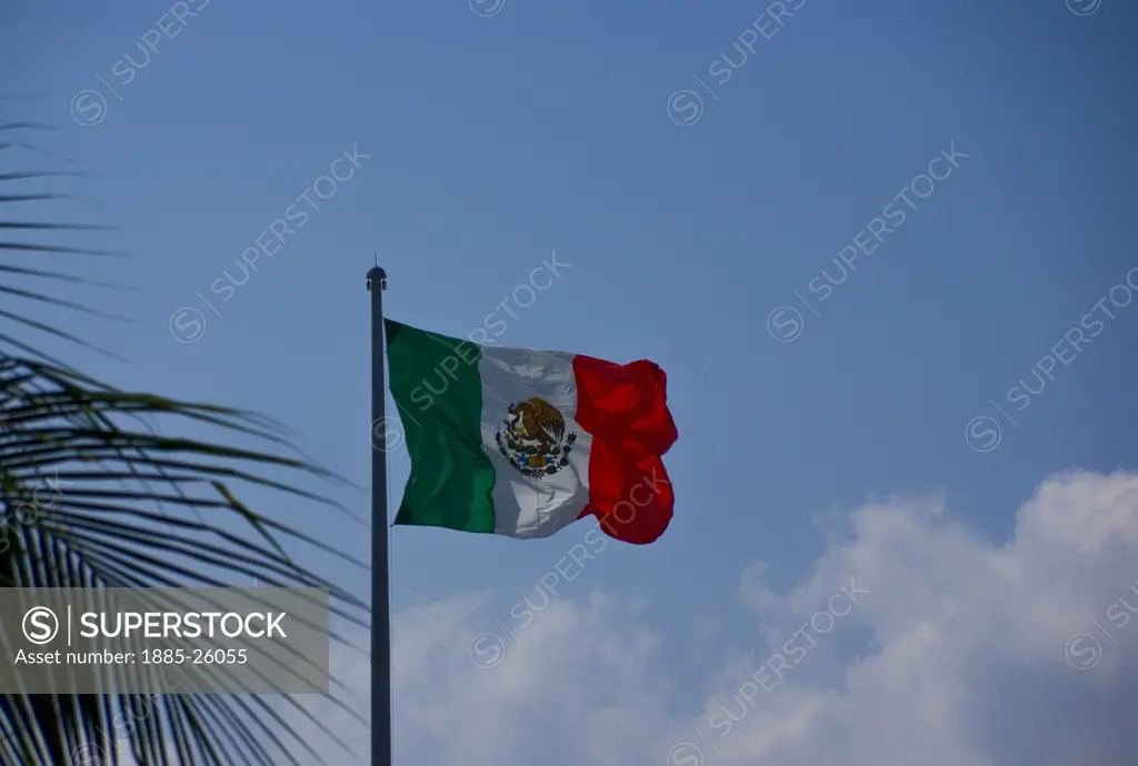 Mexico, Quintana Roo, Playa del Carmen, Mexican flag at the port