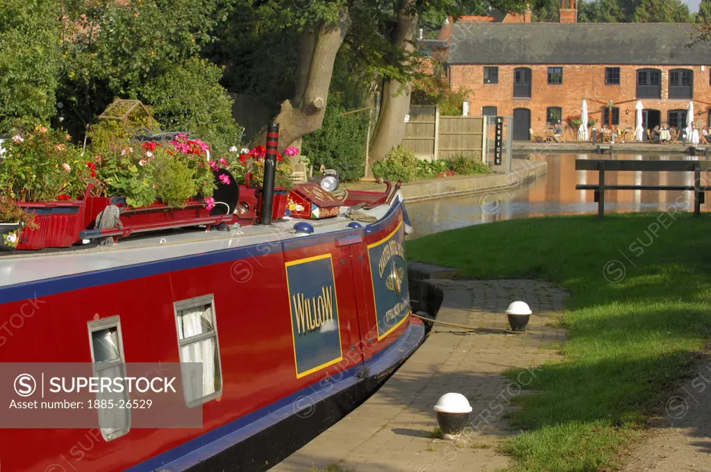UK - England, Leicestershire, Market Harborough, Narrow boat moored on Grand Union Canal