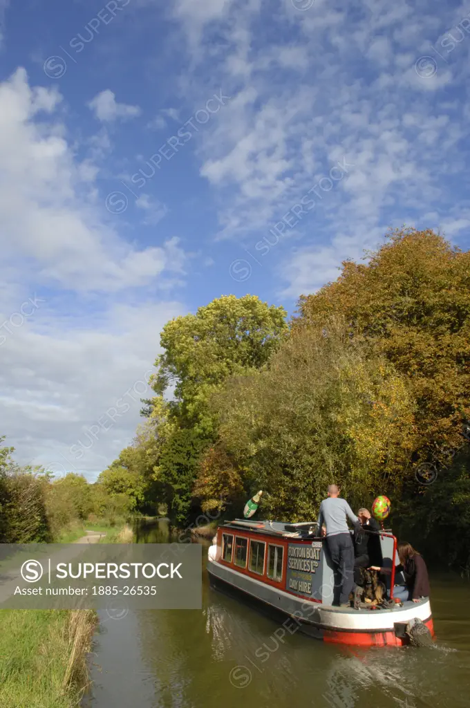 UK - England, Leicestershire, Market Harborough, Boat trip on the Grand Union Canal