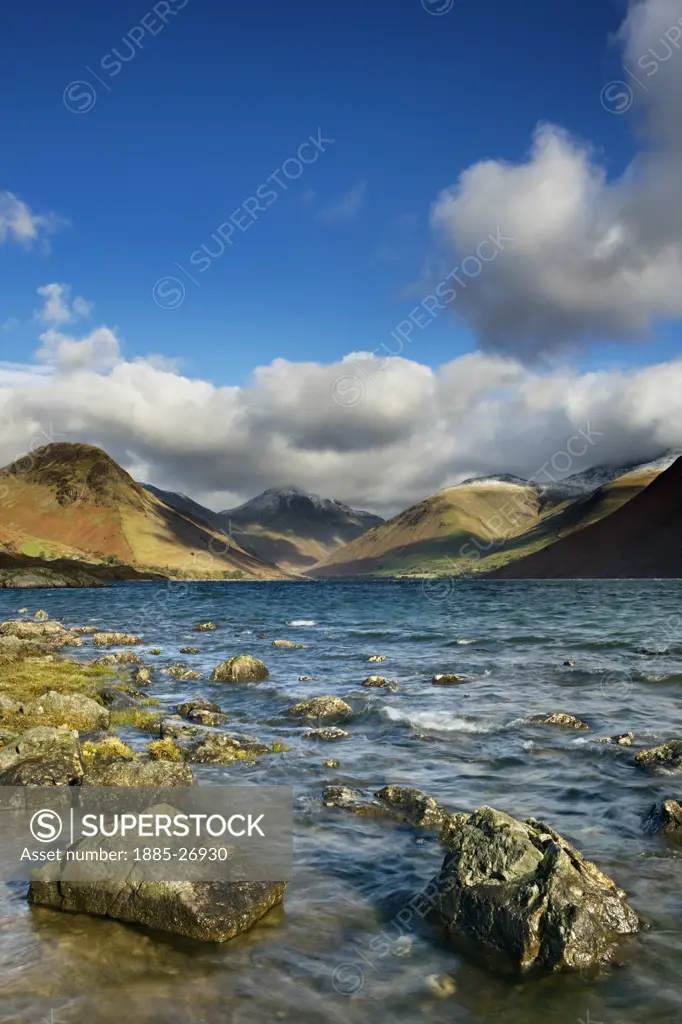 UK- England, Cumbria, Lake District National Park, Clouds over Wastwater