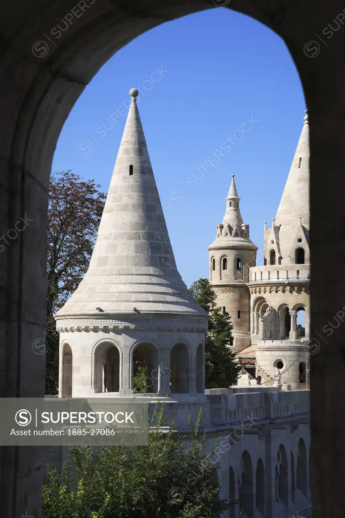 Hungary, Budapest, Fishermans Bastion - view through arch