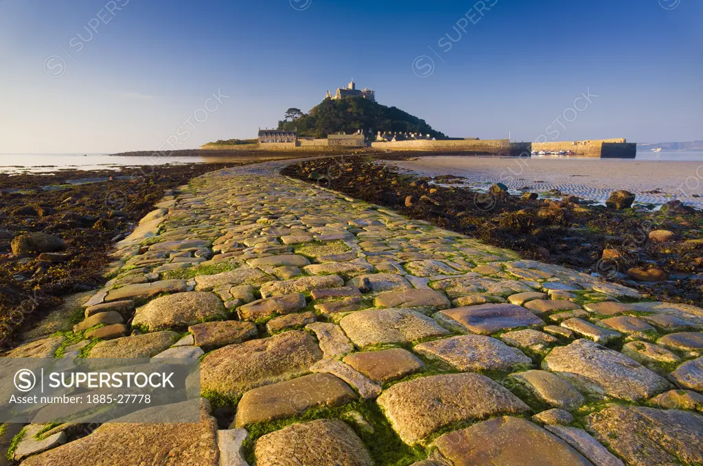 UK - England, Cornwall, St Michaels Mount, View from causeway at low tide