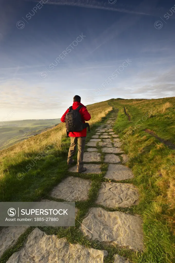 UK - England, Derbyshire, Peak District National Park, Hiker on Mam Tor