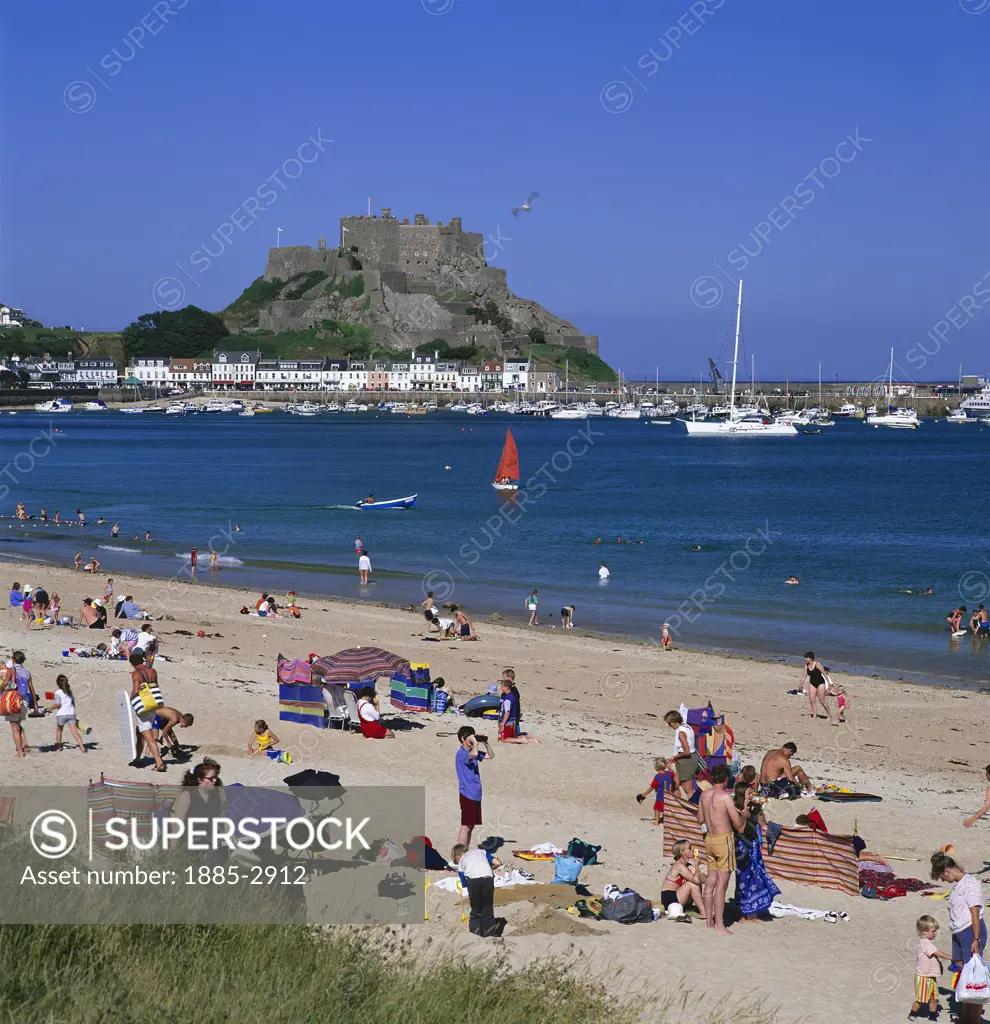 UK - Channel Islands, Jersey, Grouville, Beach at Royal Bay