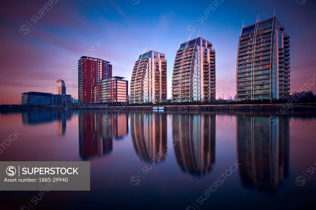 3970 Salford Quays Apartments Manchester UK