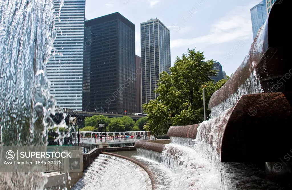 The Centenial Fountain  With Downtown Skyline, Chicago, Illinois, USA