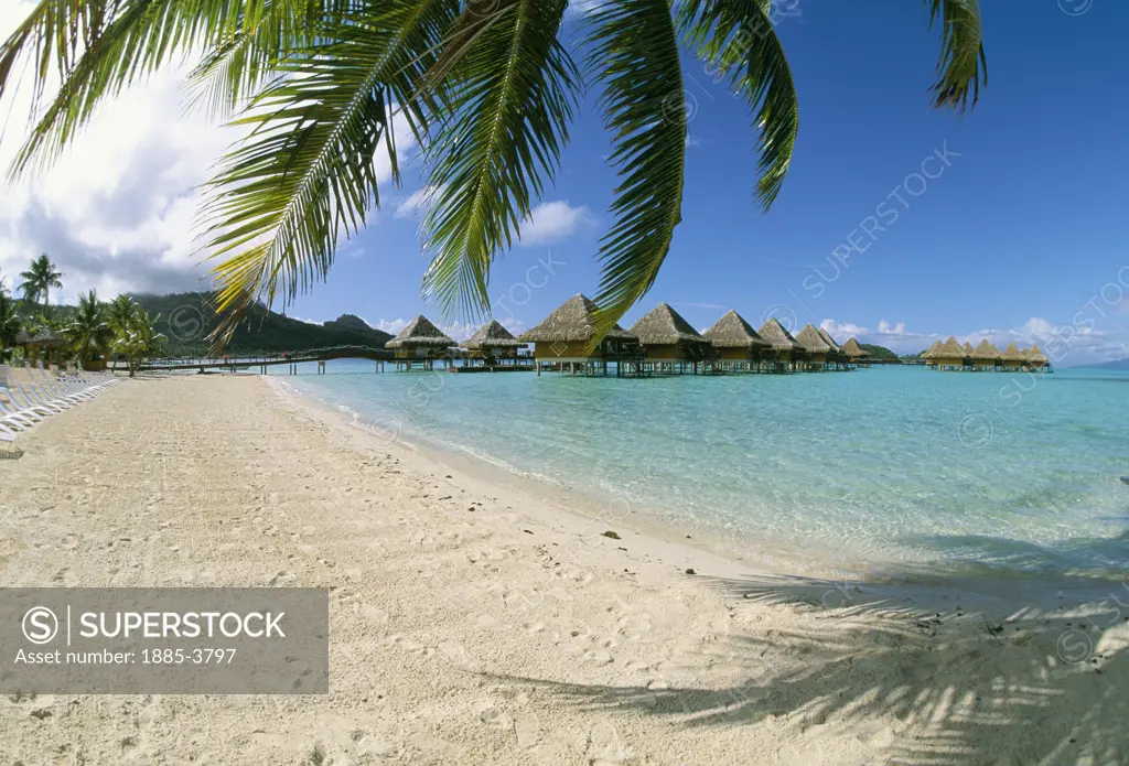 Society Islands, Bora Bora, Moana Beach Hotel, Beach Scene