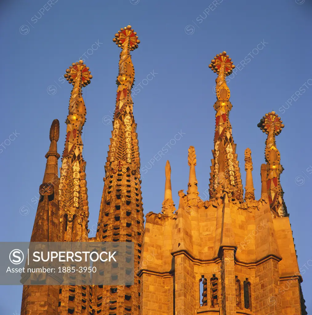 Spain, Catalunya, Barcelona, La Sagrada Familia (detail)
