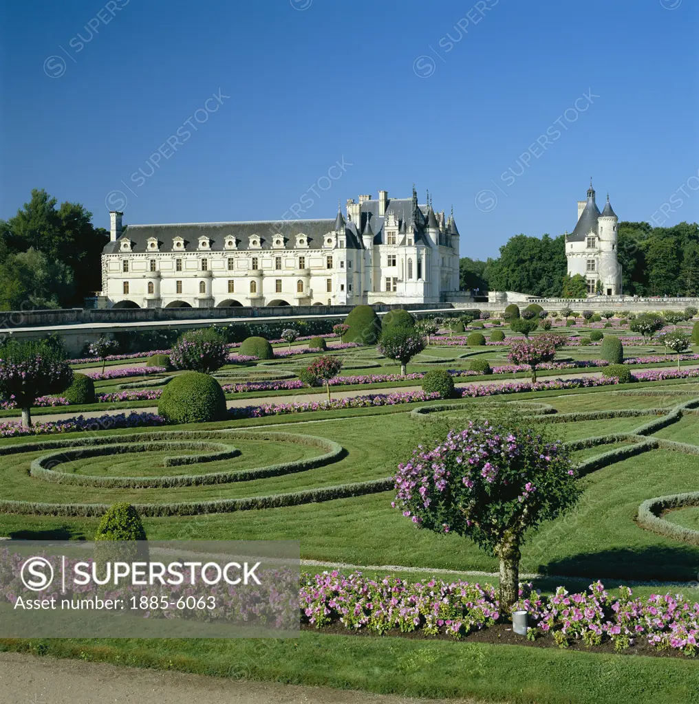 France, The Loire, Chenonceau Chateau, Diane De Poitiers' Garden