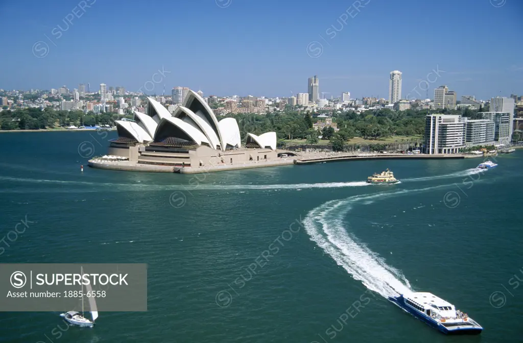 Australia, New South Wales, Sydney, Opera House & Harbour from Bridge