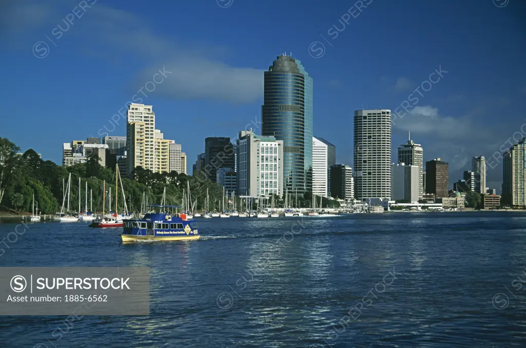 Australia, Queensland, Brisbane, Brisbane River & City Skyline