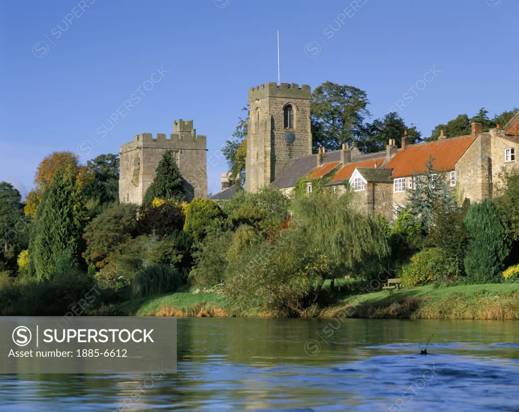 UK - England, Yorkshire, West Tanfield (Nr. Ripon), River Ure & Marmion Tower