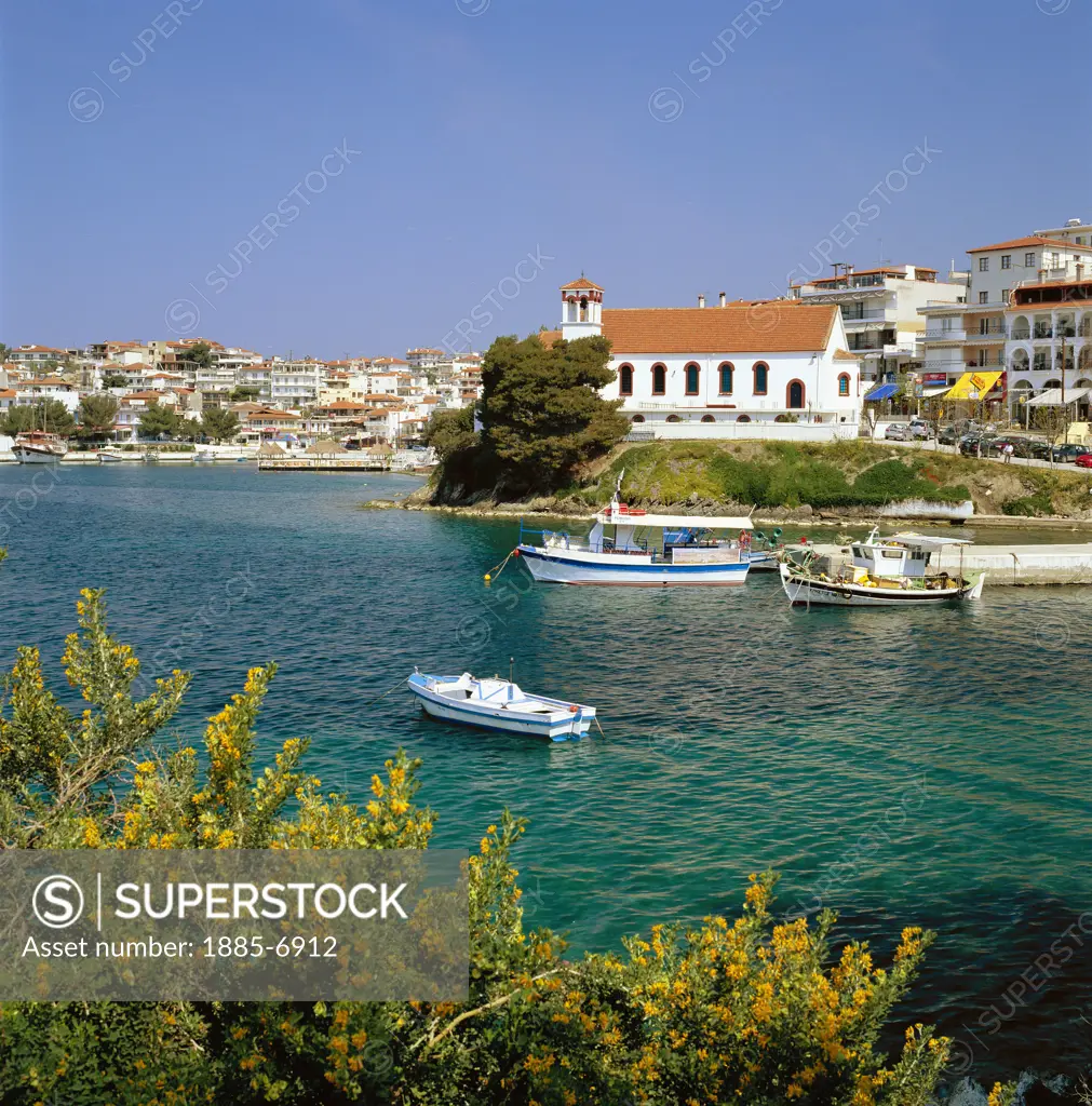 Greece, Halkidiki , Neos Marmaras, View of Town and Harbour