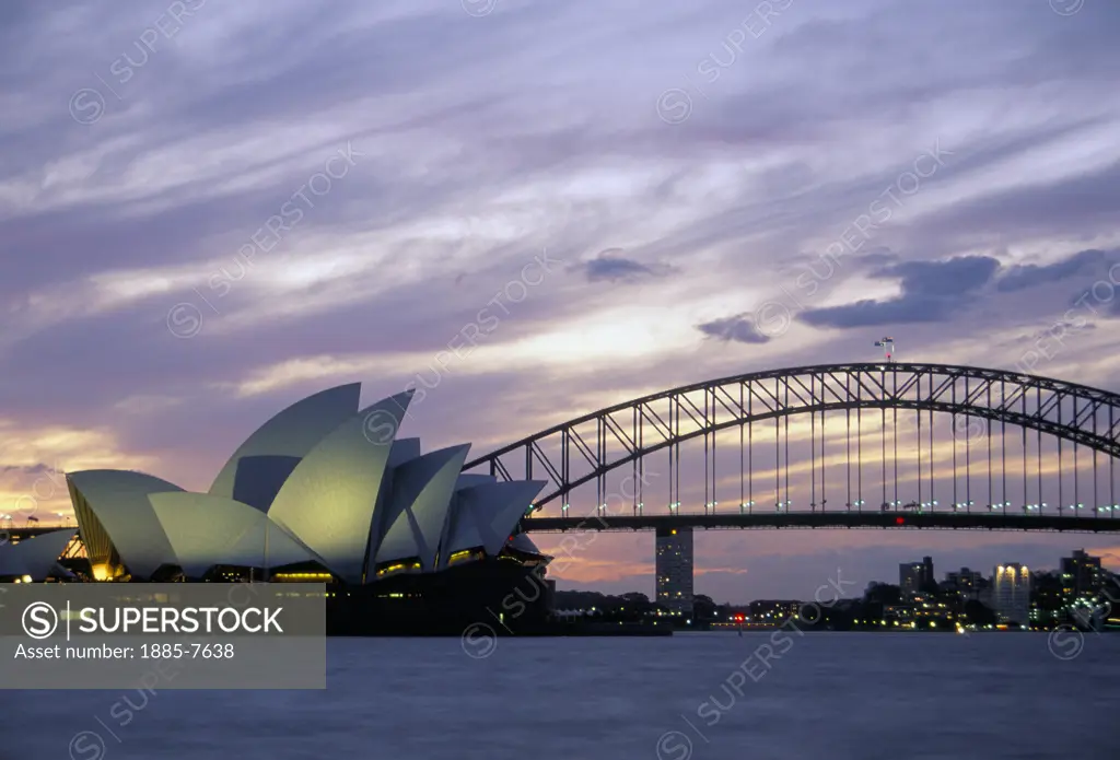 Australia, New South Wales, Sydney, Opera House & Harbour Bridge