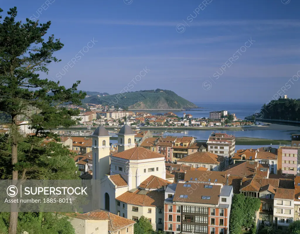 Spain, Asturias, Ribadesella, View to Town with Santa Maria Magdalena Church