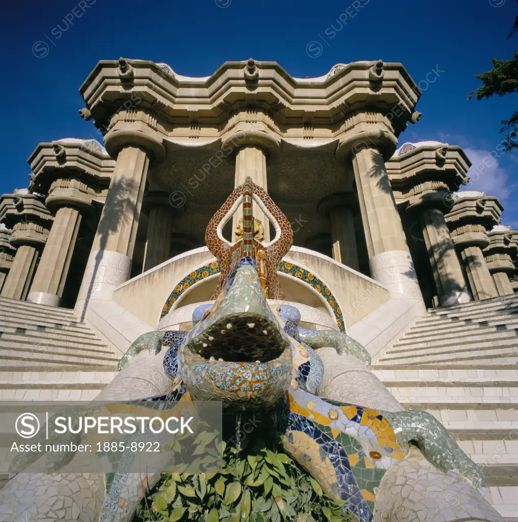 Spain, Catalunya, Barcelona, Lizard Statue & Hall of Columns by Gaudi in Parc Guell