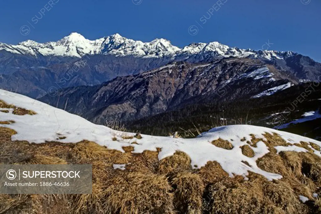 Himalayan peaks in the GANESH HIMAL - NEPAL HIMALAYA