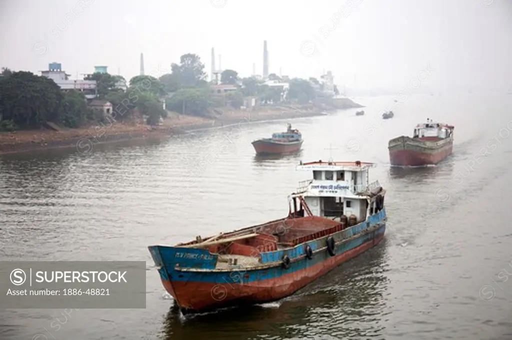 Steamer in Burigunga Buri Gunga River ; Dhaka ; Bangladesh