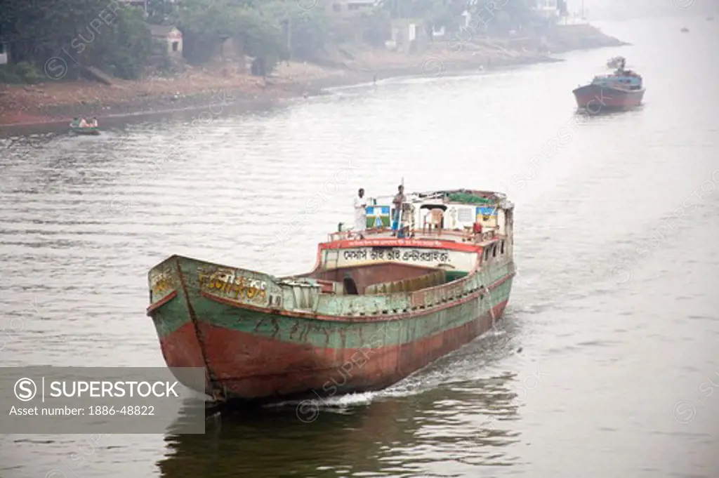 Steamer in Burigunga Buri Gunga River ; Dhaka ; Bangladesh