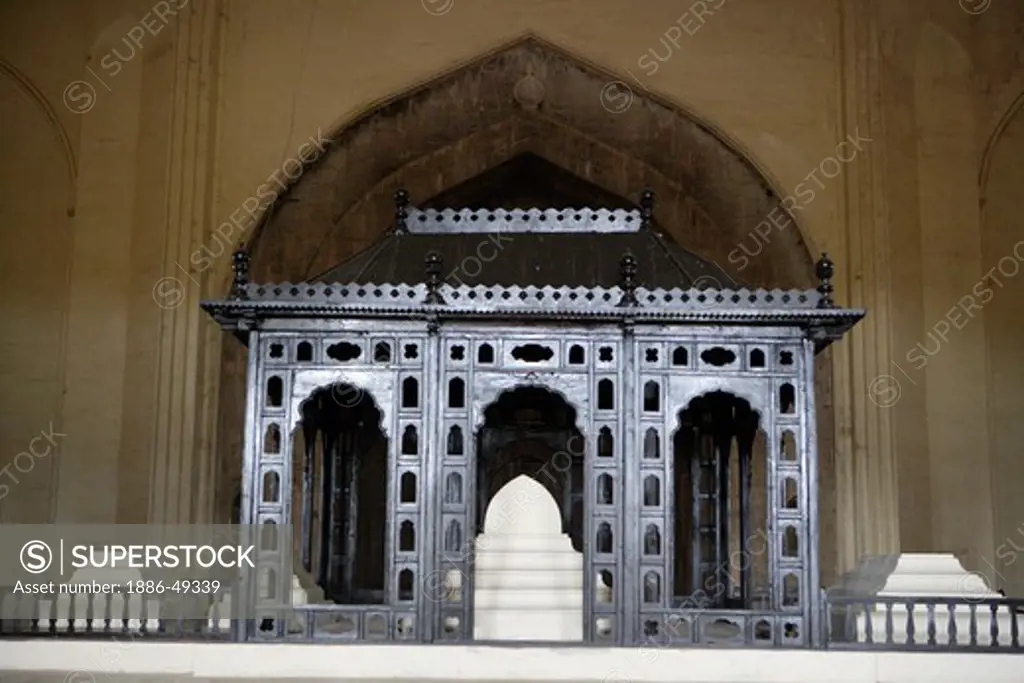 Gol Gumbaz ; built in 1659 ; Mausoleum of Muhammad Adil Shah II (1627-57) and his family  caskets stand on raised platform in the center of the hall ; Bijapur ; Karnataka ; India