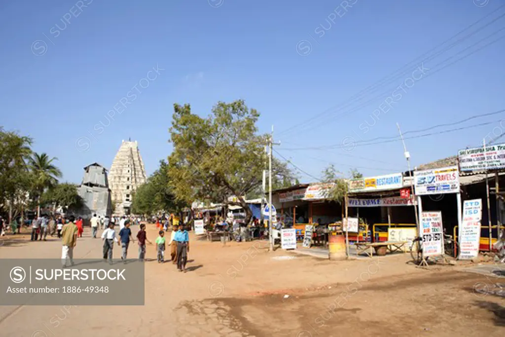 Bazaar street in front of Virupaksha Temple ; Hampi; Vijayanagar built between 1336 -1726 A.D. ; UNESCO World Heritage site ; Deccan plateau ; Taluka Hospet ; District Bellary ; Karnataka ; India