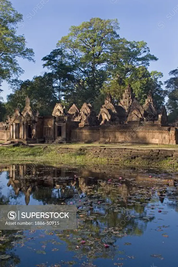Moat surrounding Hindu temples in the inner enclosure of Banteay Srei made of red sandstone, 10th century Khmer architecture at Angkor Wat -  Siem Reap, Cambodia